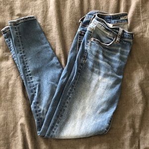 Light Blue Jean American Eagle High Rise Jegging
